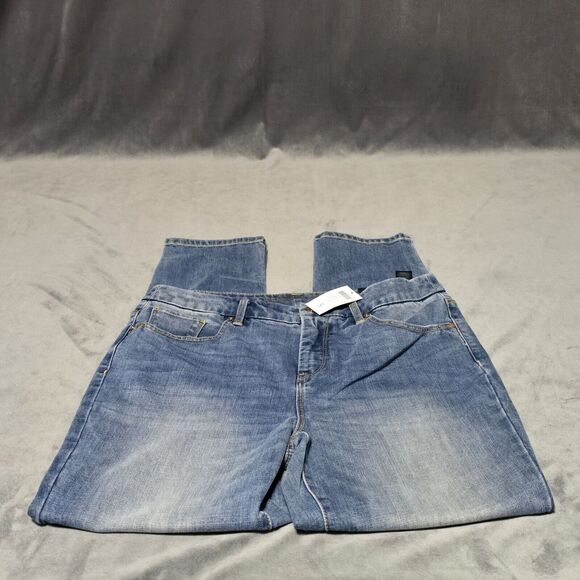 NEW Chico’s Size 0.5 (6) Blue Denim So Slimming Girlfriend Ankle Jeans - Picture 2 of 10